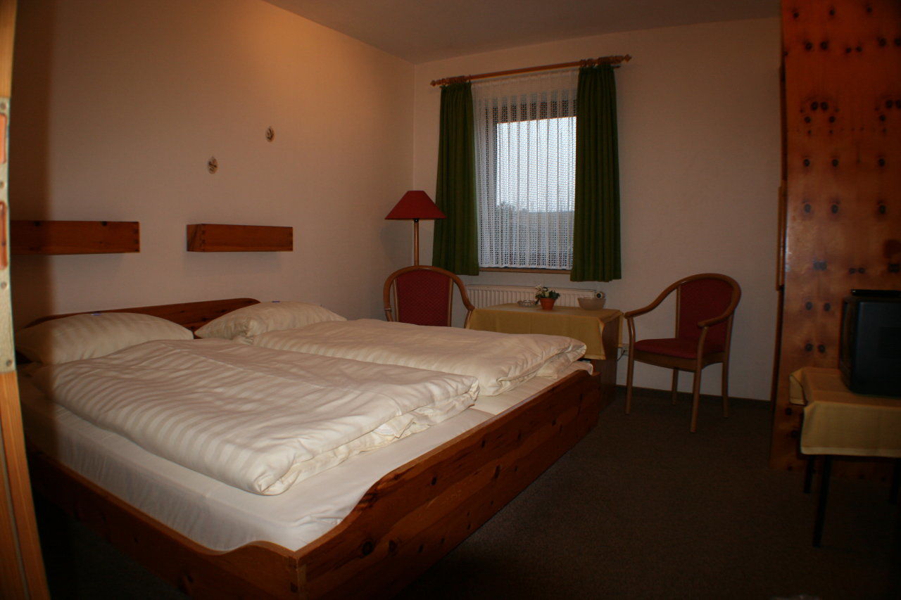 Hotel Garni Zur Post Utersum Chambre photo
